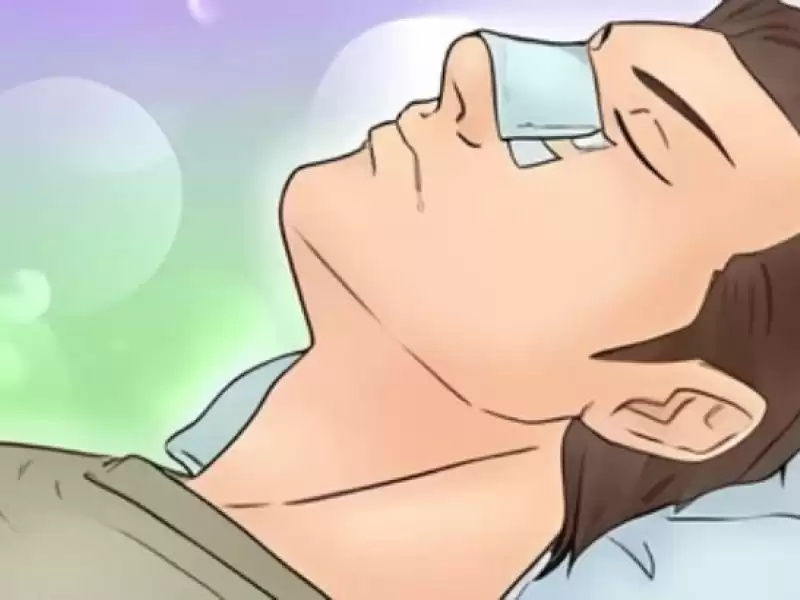 burun-estetik-ameliyati-sonrasi-buz-uygulamasi-ve-sac-temizligi