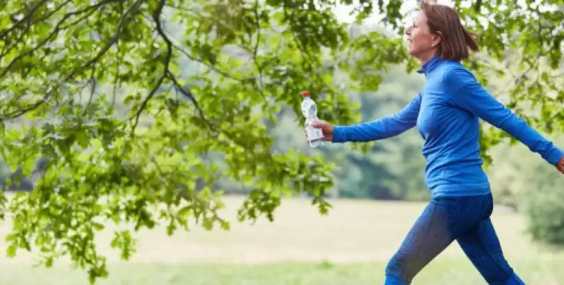 tinnitusta-kontrolunde-egzersizlerin-rolu