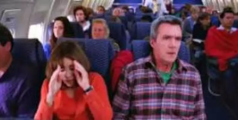 ucak-seyahatlerinde-olusan-kulak-rahatsizliklari